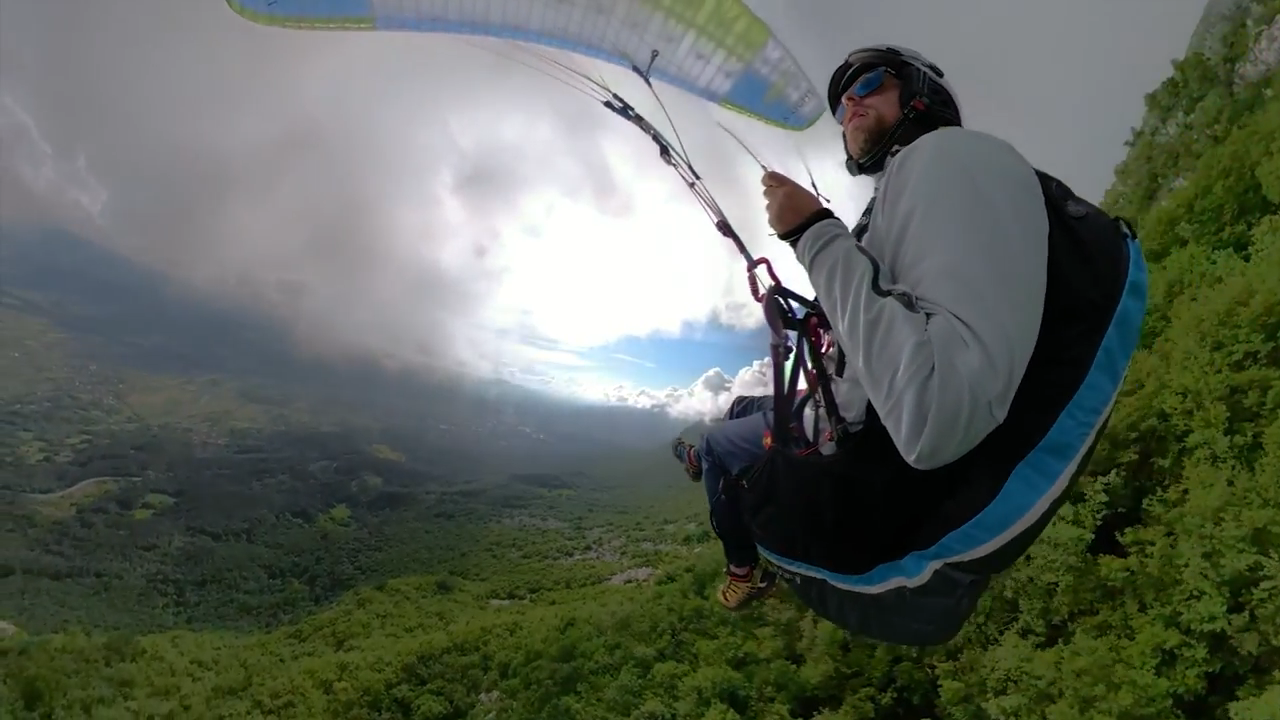 Screenshotter GoProFusionfirsttryparagliding 0’18”