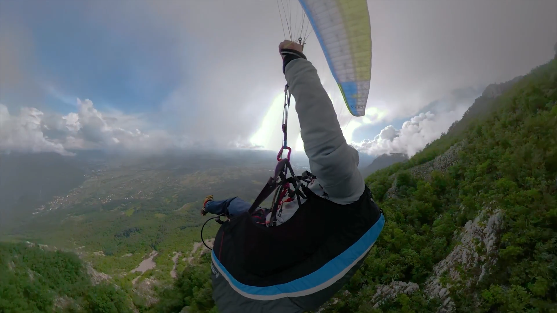 Screenshotter GoProFusionfirsttryparagliding 0’56”