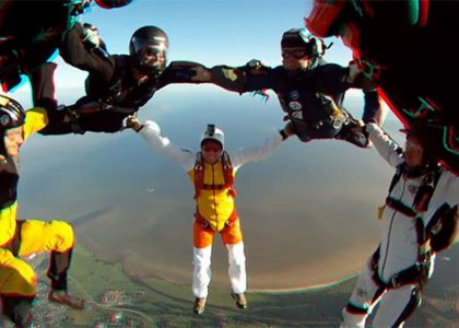 Skydiving at Parasummer 3D