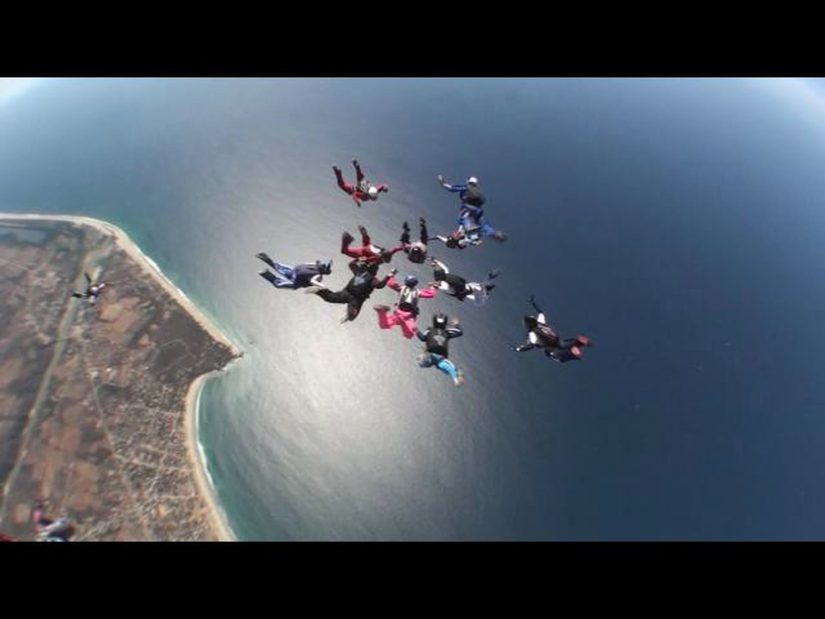 Womens national record of skydiving 2013