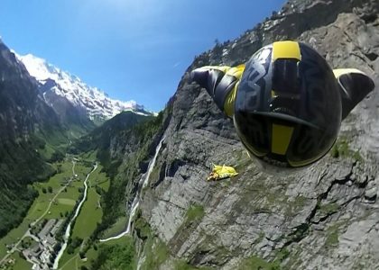 360 VIDEO Wingsuit BASE in the Swiss Alps