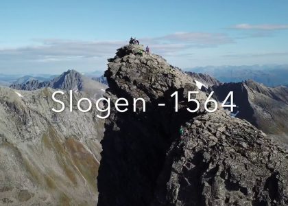 Wingsuit BASEjump in Norway mountain to trail in few seconds