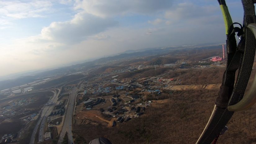 20.12.06 paragliding in korea Gwangmyung West Doxan Nee Full Film