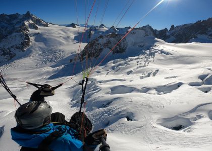 Valle Blanche by Paragliding Aiguille du Midi 3842 m Chamonix